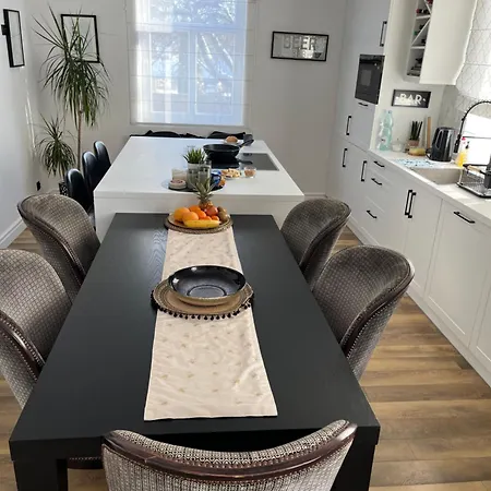 Villa No.10 Kwiatonowice