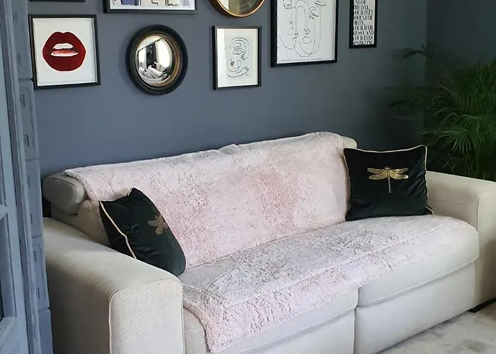 No.10 فيلة Kwiatonowice